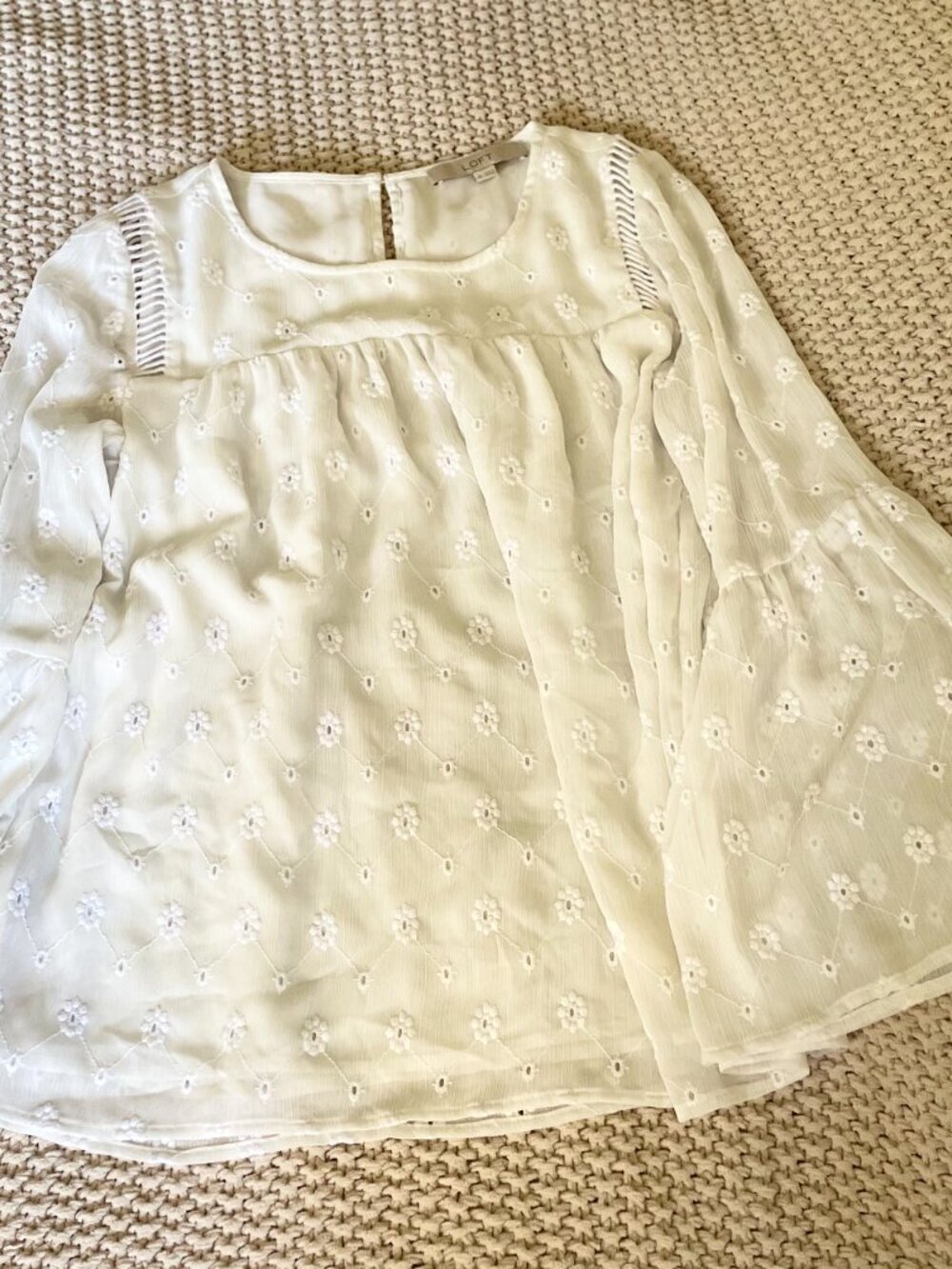 LOFT White Eyelet Skirt - Lightweight Feminine A-Line - size XS